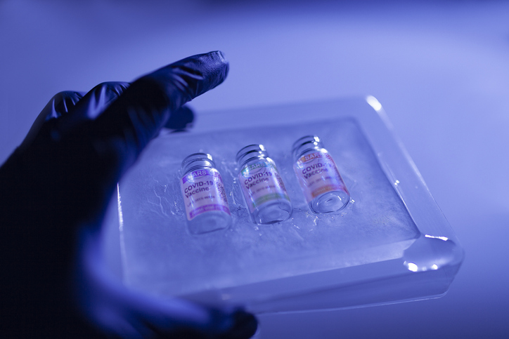 ANAC regulamenta o transporte aéreo de vacinas contra a Covid-19 refrigeradas com gelo seco