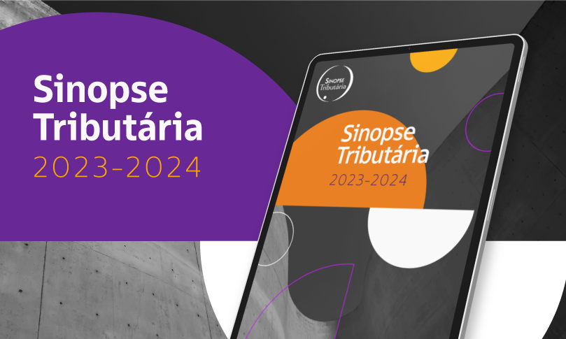 Imagem com grafismos cinzas e roxos, com a frase "Sinopse Tributária 2023-2024". Além disso, há um tablet com a capa da publicação