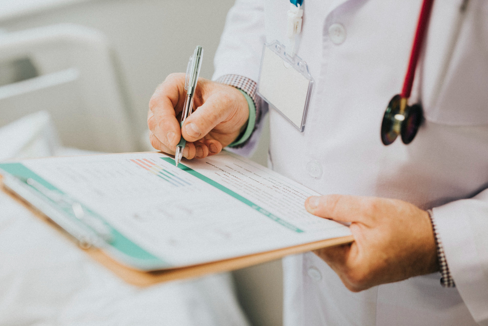 Resultados da primeira edição do Exame Nacional de Avaliação da Formação Médica exigem atenção imediata das instituições de ensino